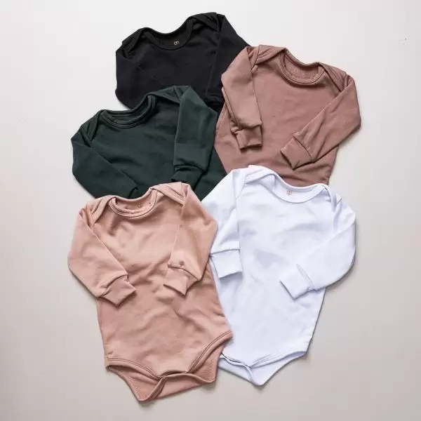 body algodão orgânico bebê roupa de bebê RN verão macacão recém-nascido confortável kit enxoval bebê menina conjunto moletom bebê infantil macacão plush inverno bebê roupa de bebê moda bebê roupas infantil macacão bebêenxoval para bebe lista de enxoval maternidade dicas de maternidade mamae de primeira viagem recem nasciso puerperio amamentacao duvidas sobre maternidade gravidez parto cesaria parto natural dicas para o sono do bebe dicas de amamentacao primeiros passos do bebe macacão infantil, macacão bebe, malha 100% algodão, verão, baby, site confiável, primavera verão, peças infantis, moda infantil, roupa de criança, conjunto body manga curta infantil, unissex, le coeur, minimalista, Roupas de bebê, Roupas infantis, Moda bebê, Roupas para recém-nascido, loja de bebê online, Conjuntos de bebê, Roupa de bebê a preço acessível, Roupas de bebê em promoção, Roupas de bebê para o verão, Conjuntos de roupas de bebê, Roupas de bebê meia estação, Roupa que cresce junto com o bebê, calça para bebê, Macacão para bebê Camiseta bebê, Roupas de bebê Fáceis de trocar, Body bebê, Calça bebê, macacão com pezinho, Saída de maternidade, Roupa de bebê para sair da maternidade, Roupa para neném, Peças para neném maternidade sapatinho de bebe mantinha de bebe roupa de bebe menino roupa de bebe menina touca para bebe gorro para bebe pecas para aquecer o bebe inverno roupas de inverno para bebe Kit maternidade enxoval bebe completo kit bodyv e calça bebe kit saida de maternidade kit roupas de recem nascido calça bebe suedine algodao roupa de bebe confortavel enxoval bebe roupas infantis roupas para bebes preço calça bebe roupas personalizadas roupas de maternidade roupa de bebe confortaveis calça de bebe unissex