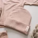 enxoval para bebe lista de enxoval maternidade dicas de maternidade mamae de primeira viagem recem nasciso puerperio amamentacao duvidas sobre maternidade gravidez parto cesaria parto natural dicas para o sono do bebe dicas de amamentacao primeiros passos do bebe macacão infantil, macacão bebe, malha 100% algodão, verão, baby, site confiável, primavera verão, peças infantis, moda infantil, roupa de criança, conjunto body manga curta infantil, unissex, le coeur, minimalista, Roupas de bebê, Roupas infantis, Moda bebê, Roupas para recém-nascido, loja de bebê online, Conjuntos de bebê, Roupa de bebê a preço acessível, Roupas de bebê em promoção, Roupas de bebê para o verão, Conjuntos de roupas de bebê, Roupas de bebê meia estação, Roupa que cresce junto com o bebê, calça para bebê, Macacão para bebê Camiseta bebê, Roupas de bebê Fáceis de trocar, Body bebê, Calça bebê, macacão com pezinho, Saída de maternidade, Roupa de bebê para sair da maternidade, Roupa para neném, Peças para neném maternidade sapatinho de bebe mantinha de bebe roupa de bebe menino roupa de bebe menina touca para bebe gorro para bebe pecas para aquecer o bebe inverno roupas de inverno para bebe Kit maternidade enxoval bebe completo kit bodyv e calça bebe kit saida de maternidade kit roupas de recem nascido calça bebe suedine algodao roupa de bebe confortavel enxoval bebe roupas infantis roupas para bebes preço calça bebe roupas personalizadas roupas de maternidade roupa de bebe confortaveis calça de bebe unissex