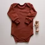 enxoval para bebe lista de enxoval maternidade dicas de maternidade mamae de primeira viagem recem nasciso puerperio amamentacao duvidas sobre maternidade gravidez parto cesaria parto natural dicas para o sono do bebe dicas de amamentacao primeiros passos do bebe macacão infantil, macacão bebe, malha 100% algodão, verão, baby, site confiável, primavera verão, peças infantis, moda infantil, roupa de criança, conjunto body manga curta infantil, unissex, le coeur, minimalista, Roupas de bebê, Roupas infantis, Moda bebê, Roupas para recém-nascido, loja de bebê online, Conjuntos de bebê, Roupa de bebê a preço acessível, Roupas de bebê em promoção, Roupas de bebê para o verão, Conjuntos de roupas de bebê, Roupas de bebê meia estação, Roupa que cresce junto com o bebê, calça para bebê, Macacão para bebê Camiseta bebê, Roupas de bebê Fáceis de trocar, Body bebê, Calça bebê, macacão com pezinho, Saída de maternidade, Roupa de bebê para sair da maternidade, Roupa para neném, Peças para neném maternidade sapatinho de bebe mantinha de bebe roupa de bebe menino roupa de bebe menina touca para bebe gorro para bebe pecas para aquecer o bebe inverno roupas de inverno para bebe Kit maternidade enxoval bebe completo kit bodyv e calça bebe kit saida de maternidade kit roupas de recem nascido calça bebe suedine algodao roupa de bebe confortavel enxoval bebe roupas infantis roupas para bebes preço calça bebe roupas personalizadas roupas de maternidade roupa de bebe confortaveis calça de bebe unissex