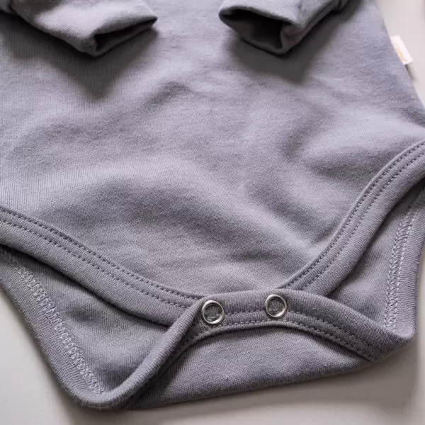 enxoval para bebe lista de enxoval maternidade dicas de maternidade mamae de primeira viagem recem nasciso puerperio amamentacao duvidas sobre maternidade gravidez parto cesaria parto natural dicas para o sono do bebe dicas de amamentacao primeiros passos do bebe macacão infantil, macacão bebe, malha 100% algodão, verão, baby, site confiável, primavera verão, peças infantis, moda infantil, roupa de criança, conjunto body manga curta infantil, unissex, le coeur, minimalista, Roupas de bebê, Roupas infantis, Moda bebê, Roupas para recém-nascido, loja de bebê online, Conjuntos de bebê, Roupa de bebê a preço acessível, Roupas de bebê em promoção, Roupas de bebê para o verão, Conjuntos de roupas de bebê, Roupas de bebê meia estação, Roupa que cresce junto com o bebê, calça para bebê, Macacão para bebê Camiseta bebê, Roupas de bebê Fáceis de trocar, Body bebê, Calça bebê, macacão com pezinho, Saída de maternidade, Roupa de bebê para sair da maternidade, Roupa para neném, Peças para neném maternidade sapatinho de bebe mantinha de bebe roupa de bebe menino roupa de bebe menina touca para bebe gorro para bebe pecas para aquecer o bebe inverno roupas de inverno para bebe Kit maternidade enxoval bebe completo kit bodyv e calça bebe kit saida de maternidade kit roupas de recem nascido calça bebe suedine algodao roupa de bebe confortavel enxoval bebe roupas infantis roupas para bebes preço calça bebe roupas personalizadas roupas de maternidade roupa de bebe confortaveis calça de bebe unissex