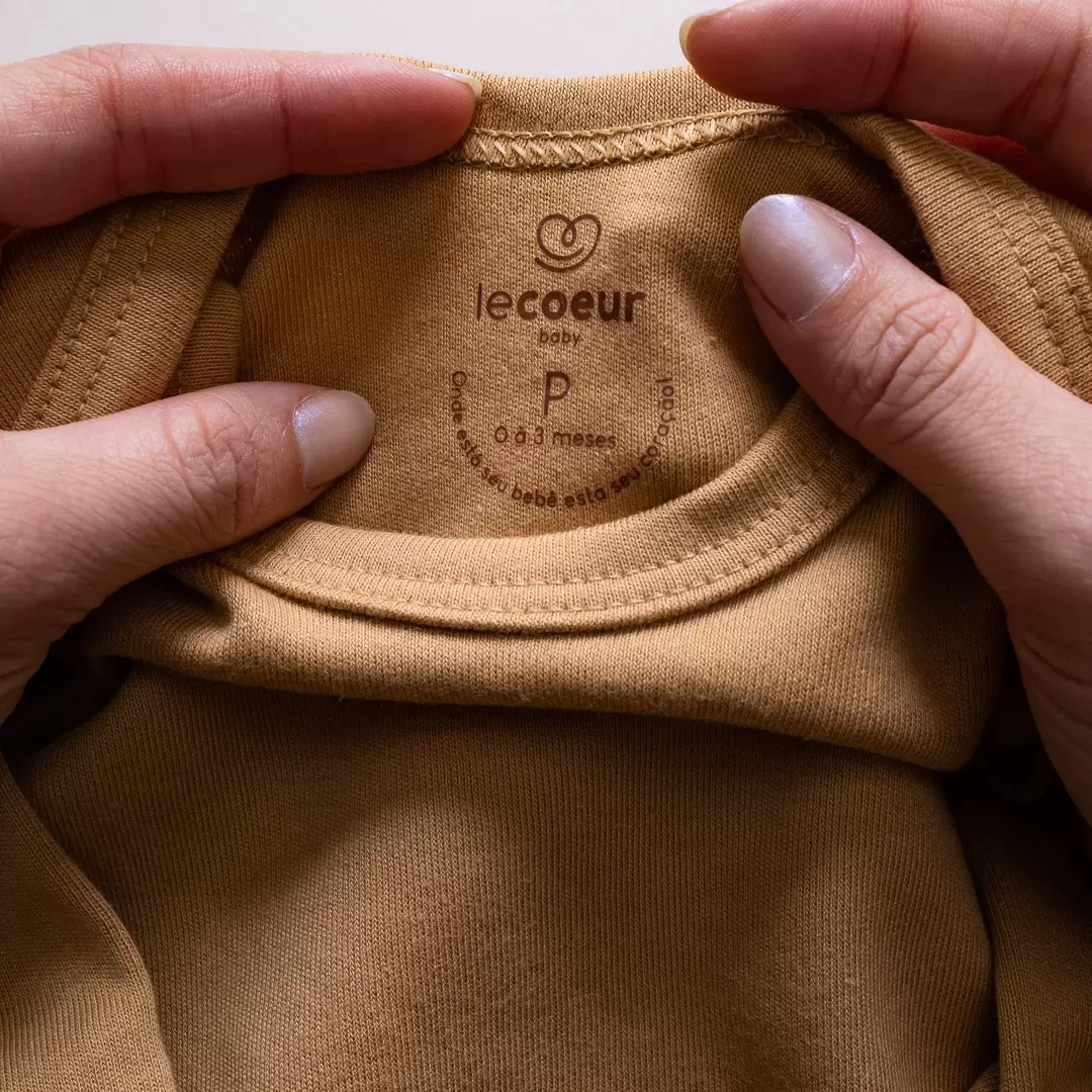 enxoval para bebe lista de enxoval maternidade dicas de maternidade mamae de primeira viagem recem nasciso puerperio amamentacao duvidas sobre maternidade gravidez parto cesaria parto natural dicas para o sono do bebe dicas de amamentacao primeiros passos do bebe macacão infantil, macacão bebe, malha 100% algodão, verão, baby, site confiável, primavera verão, peças infantis, moda infantil, roupa de criança, conjunto body manga curta infantil, unissex, le coeur, minimalista, Roupas de bebê, Roupas infantis, Moda bebê, Roupas para recém-nascido, loja de bebê online, Conjuntos de bebê, Roupa de bebê a preço acessível, Roupas de bebê em promoção, Roupas de bebê para o verão, Conjuntos de roupas de bebê, Roupas de bebê meia estação, Roupa que cresce junto com o bebê, calça para bebê, Macacão para bebê Camiseta bebê, Roupas de bebê Fáceis de trocar, Body bebê, Calça bebê, macacão com pezinho, Saída de maternidade, Roupa de bebê para sair da maternidade, Roupa para neném, Peças para neném maternidade sapatinho de bebe mantinha de bebe roupa de bebe menino roupa de bebe menina touca para bebe gorro para bebe pecas para aquecer o bebe inverno roupas de inverno para bebe Kit maternidade enxoval bebe completo kit bodyv e calça bebe kit saida de maternidade kit roupas de recem nascido calça bebe suedine algodao roupa de bebe confortavel enxoval bebe roupas infantis roupas para bebes preço calça bebe roupas personalizadas roupas de maternidade roupa de bebe confortaveis calça de bebe unissex