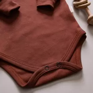 enxoval para bebe lista de enxoval maternidade dicas de maternidade mamae de primeira viagem recem nasciso puerperio amamentacao duvidas sobre maternidade gravidez parto cesaria parto natural dicas para o sono do bebe dicas de amamentacao primeiros passos do bebe macacão infantil, macacão bebe, malha 100% algodão, verão, baby, site confiável, primavera verão, peças infantis, moda infantil, roupa de criança, conjunto body manga curta infantil, unissex, le coeur, minimalista, Roupas de bebê, Roupas infantis, Moda bebê, Roupas para recém-nascido, loja de bebê online, Conjuntos de bebê, Roupa de bebê a preço acessível, Roupas de bebê em promoção, Roupas de bebê para o verão, Conjuntos de roupas de bebê, Roupas de bebê meia estação, Roupa que cresce junto com o bebê, calça para bebê, Macacão para bebê Camiseta bebê, Roupas de bebê Fáceis de trocar, Body bebê, Calça bebê, macacão com pezinho, Saída de maternidade, Roupa de bebê para sair da maternidade, Roupa para neném, Peças para neném maternidade sapatinho de bebe mantinha de bebe roupa de bebe menino roupa de bebe menina touca para bebe gorro para bebe pecas para aquecer o bebe inverno roupas de inverno para bebe Kit maternidade enxoval bebe completo kit bodyv e calça bebe kit saida de maternidade kit roupas de recem nascido calça bebe suedine algodao roupa de bebe confortavel enxoval bebe roupas infantis roupas para bebes preço calça bebe roupas personalizadas roupas de maternidade roupa de bebe confortaveis calça de bebe unissex