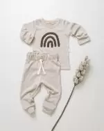 enxoval para bebe lista de enxoval maternidade dicas de maternidade mamae de primeira viagem recem nasciso puerperio amamentacao duvidas sobre maternidade gravidez parto cesaria parto natural dicas para o sono do bebe dicas de amamentacao primeiros passos do bebe macacão infantil, macacão bebe, malha 100% algodão, verão, baby, site confiável, primavera verão, peças infantis, moda infantil, roupa de criança, conjunto body manga curta infantil, unissex, le coeur, minimalista, Roupas de bebê, Roupas infantis, Moda bebê, Roupas para recém-nascido, loja de bebê online, Conjuntos de bebê, Roupa de bebê a preço acessível, Roupas de bebê em promoção, Roupas de bebê para o verão, Conjuntos de roupas de bebê, Roupas de bebê meia estação, Roupa que cresce junto com o bebê, calça para bebê, Macacão para bebê Camiseta bebê, Roupas de bebê Fáceis de trocar, Body bebê, Calça bebê, macacão com pezinho, Saída de maternidade, Roupa de bebê para sair da maternidade, Roupa para neném, Peças para neném maternidade sapatinho de bebe mantinha de bebe roupa de bebe menino roupa de bebe menina touca para bebe gorro para bebe pecas para aquecer o bebe inverno roupas de inverno para bebe Kit maternidade enxoval bebe completo kit bodyv e calça bebe kit saida de maternidade kit roupas de recem nascido calça bebe suedine algodao roupa de bebe confortavel enxoval bebe roupas infantis roupas para bebes preço calça bebe roupas personalizadas roupas de maternidade roupa de bebe confortaveis calça de bebe unissex ideias para mesversario dicas de amamentacao quarto de bebe decoracao para quarto de bebe