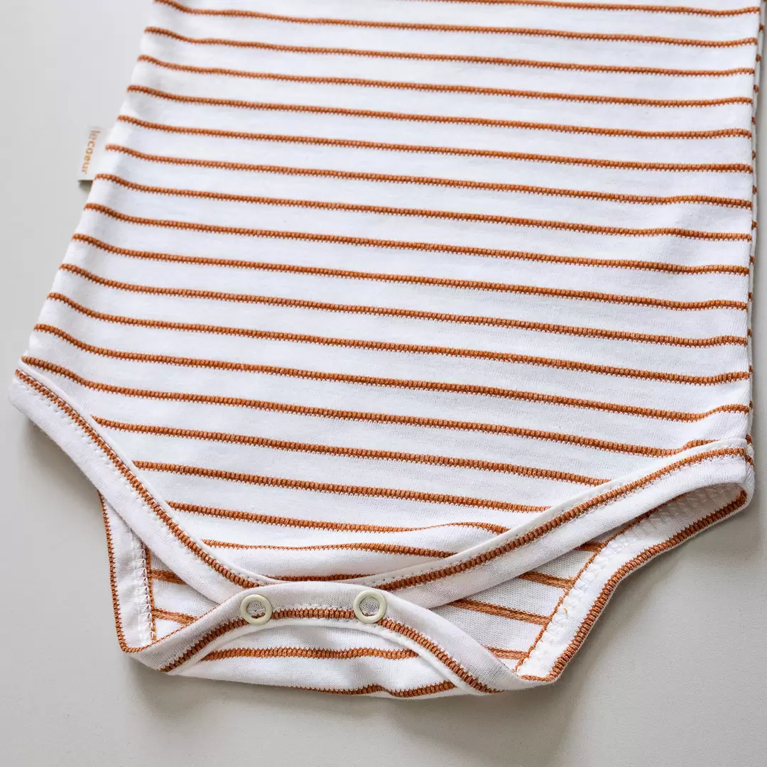 enxoval para bebe lista de enxoval maternidade dicas de maternidade mamae de primeira viagem recem nasciso puerperio amamentacao duvidas sobre maternidade gravidez parto cesaria parto natural dicas para o sono do bebe dicas de amamentacao primeiros passos do bebe macacão infantil, macacão bebe, malha 100% algodão, verão, baby, site confiável, primavera verão, peças infantis, moda infantil, roupa de criança, conjunto body manga curta infantil, unissex, le coeur, minimalista, Roupas de bebê, Roupas infantis, Moda bebê, Roupas para recém-nascido, loja de bebê online, Conjuntos de bebê, Roupa de bebê a preço acessível, Roupas de bebê em promoção, Roupas de bebê para o verão, Conjuntos de roupas de bebê, Roupas de bebê meia estação, Roupa que cresce junto com o bebê, calça para bebê, Macacão para bebê Camiseta bebê, Roupas de bebê Fáceis de trocar, Body bebê, Calça bebê, macacão com pezinho, Saída de maternidade, Roupa de bebê para sair da maternidade, Roupa para neném, Peças para neném maternidade sapatinho de bebe mantinha de bebe roupa de bebe menino roupa de bebe menina touca para bebe gorro para bebe pecas para aquecer o bebe inverno roupas de inverno para bebe Kit maternidade enxoval bebe completo kit bodyv e calça bebe kit saida de maternidade kit roupas de recem nascido calça bebe suedine algodao roupa de bebe confortavel enxoval bebe roupas infantis roupas para bebes preço calça bebe roupas personalizadas roupas de maternidade roupa de bebe confortaveis calça de bebe unissex
