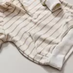 enxoval para bebê, lista de enxoval maternidade, dicas de maternidade, mamãe de primeira viagem, recém-nascido, puerpério, amamentação, dúvidas sobre maternidade, gravidez, parto, cesárea, parto natural, dicas para o sono do bebê, primeiros passos do bebê, macacão infantil, macacão bebê, malha 100% algodão, verão, primavera verão, baby, site confiável, peças infantis, moda infantil, roupa de criança, conjunto body manga curta infantil, unissex, Le Coeur, minimalista, roupas de bebê, roupas infantis, moda bebê, roupas para recém-nascido, loja de bebê online, conjuntos de bebê, roupa de bebê a preço acessível, roupas de bebê em promoção, roupas de bebê para o verão, conjuntos de roupas de bebê, roupas de bebê meia estação, roupa que cresce junto com o bebê, calça para bebê, macacão para bebê, camiseta bebê, roupas de bebê fáceis de trocar, body bebê, calça bebê, macacão com pezinho, saída de maternidade, roupa de bebê para sair da maternidade, roupa para neném, peças para neném maternidade, sapatinho de bebê, mantinha de bebê, roupa de bebê menino, roupa de bebê menina, touca para bebê, gorro para bebê, peças para aquecer o bebê, inverno, roupas de inverno para bebê, kit maternidade, enxoval bebê completo, kit body e calça bebê, kit saída de maternidade, kit roupas de recém-nascido, calça bebê suedine algodão, roupa de bebê confortável, enxoval bebê, roupas infantis, roupas para bebês preço, calça bebê, roupas personalizadas, roupas de maternidade, roupas de bebê confortáveis, calça de bebê unissex, ideias para mesversário, dicas de amamentação, quarto de bebê, decoração para quarto de bebê, malha leve e respirável, feito em algodão, confortável, maciez, moderna e estilosa, peças meia estação, enxoval completo para bebê, o que levar na mala da maternidade, lista enxoval maternidade atualizada, enxoval prático para recém-nascido, itens essenciais do enxoval, enxoval para mamãe e bebê, bolsa maternidade organizada, maternidade real, maternidade leve, maternidade na prática, dicas para mamães de primeira viagem, cuidados com o bebê recém-nascido, o que comprar antes do nascimento, roupinhas para maternidade, enxoval minimalista, enxoval sustentável para bebê, roupas fresquinhas para bebê, moda bebê verão, roupa leve para dias quentes, conjuntinho de verão bebê, roupas de bebê respiráveis, tecidos leves para o calor, roupas de bebê para meia-estação, looks de verão para bebê, conforto térmico para o bebê, roupa de bebê para clima quente, kit verão bebê, looks básicos de verão, roupas de bebê para passear, roupas de bebê para o dia a dia, roupas de bebê 100% algodão, algodão macio para bebê, roupas de bebê hipoalergênicas, tecidos naturais para bebê, roupas sem poliéster, malha respirável para bebê, roupas seguras para a pele do bebê, conforto e maciez para o bebê, roupas que não irritam a pele, roupas duráveis e confortáveis, roupas que acompanham o crescimento, qualidade premium infantil, roupas com toque suave, body de algodão para bebê, body manga curta bebê verão, calça bebê algodão, macacão leve para recém-nascido, conjunto bebê minimalista, roupas básicas para bebê, roupas neutras unissex, roupinhas para bebê menino e menina, kit body e calça bebê, kit roupas para recém-nascido, saída maternidade algodão, roupas práticas para trocar, roupas para o enxoval do bebê, roupas para dormir o bebê, pijaminha bebê, roupa para o bebê dormir confortável, amor em cada detalhe, feito com carinho para o bebê, cada fase com conforto, roupas para momentos especiais, estilo minimalista infantil, conforto que abraça, roupas que acompanham o crescimento, moda infantil afetiva, roupas pensadas para o dia a dia da mamãe.