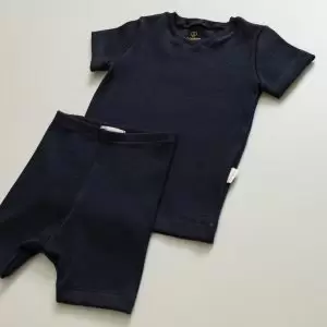 enxoval para bebê, lista de enxoval maternidade, dicas de maternidade, mamãe de primeira viagem, recém-nascido, puerpério, amamentação, dúvidas sobre maternidade, gravidez, parto, cesárea, parto natural, dicas para o sono do bebê, primeiros passos do bebê, macacão infantil, macacão bebê, malha 100% algodão, verão, primavera verão, baby, site confiável, peças infantis, moda infantil, roupa de criança, conjunto body manga curta infantil, unissex, Le Coeur, minimalista, roupas de bebê, roupas infantis, moda bebê, roupas para recém-nascido, loja de bebê online, conjuntos de bebê, roupa de bebê a preço acessível, roupas de bebê em promoção, roupas de bebê para o verão, conjuntos de roupas de bebê, roupas de bebê meia estação, roupa que cresce junto com o bebê, calça para bebê, macacão para bebê, camiseta bebê, roupas de bebê fáceis de trocar, body bebê, calça bebê, macacão com pezinho, saída de maternidade, roupa de bebê para sair da maternidade, roupa para neném, peças para neném maternidade, sapatinho de bebê, mantinha de bebê, roupa de bebê menino, roupa de bebê menina, touca para bebê, gorro para bebê, peças para aquecer o bebê, inverno, roupas de inverno para bebê, kit maternidade, enxoval bebê completo, kit body e calça bebê, kit saída de maternidade, kit roupas de recém-nascido, calça bebê suedine algodão, roupa de bebê confortável, enxoval bebê, roupas infantis, roupas para bebês preço, calça bebê, roupas personalizadas, roupas de maternidade, roupas de bebê confortáveis, calça de bebê unissex, ideias para mesversário, dicas de amamentação, quarto de bebê, decoração para quarto de bebê, malha leve e respirável, feito em algodão, confortável, maciez, moderna e estilosa, peças meia estação, enxoval completo para bebê, o que levar na mala da maternidade, lista enxoval maternidade atualizada, enxoval prático para recém-nascido, itens essenciais do enxoval, enxoval para mamãe e bebê, bolsa maternidade organizada, maternidade real, maternidade leve, maternidade na prática, dicas para mamães de primeira viagem, cuidados com o bebê recém-nascido, o que comprar antes do nascimento, roupinhas para maternidade, enxoval minimalista, enxoval sustentável para bebê, roupas fresquinhas para bebê, moda bebê verão, roupa leve para dias quentes, conjuntinho de verão bebê, roupas de bebê respiráveis, tecidos leves para o calor, roupas de bebê para meia-estação, looks de verão para bebê, conforto térmico para o bebê, roupa de bebê para clima quente, kit verão bebê, looks básicos de verão, roupas de bebê para passear, roupas de bebê para o dia a dia, roupas de bebê 100% algodão, algodão macio para bebê, roupas de bebê hipoalergênicas, tecidos naturais para bebê, roupas sem poliéster, malha respirável para bebê, roupas seguras para a pele do bebê, conforto e maciez para o bebê, roupas que não irritam a pele, roupas duráveis e confortáveis, roupas que acompanham o crescimento, qualidade premium infantil, roupas com toque suave, body de algodão para bebê, body manga curta bebê verão, calça bebê algodão, macacão leve para recém-nascido, conjunto bebê minimalista, roupas básicas para bebê, roupas neutras unissex, roupinhas para bebê menino e menina, kit body e calça bebê, kit roupas para recém-nascido, saída maternidade algodão, roupas práticas para trocar, roupas para o enxoval do bebê, roupas para dormir o bebê, pijaminha bebê, roupa para o bebê dormir confortável, amor em cada detalhe, feito com carinho para o bebê, cada fase com conforto, roupas para momentos especiais, estilo minimalista infantil, conforto que abraça, roupas que acompanham o crescimento, moda infantil afetiva, roupas pensadas para o dia a dia da mamãe.