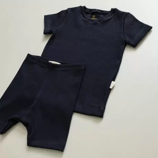 enxoval para bebê, lista de enxoval maternidade, dicas de maternidade, mamãe de primeira viagem, recém-nascido, puerpério, amamentação, dúvidas sobre maternidade, gravidez, parto, cesárea, parto natural, dicas para o sono do bebê, primeiros passos do bebê, macacão infantil, macacão bebê, malha 100% algodão, verão, primavera verão, baby, site confiável, peças infantis, moda infantil, roupa de criança, conjunto body manga curta infantil, unissex, Le Coeur, minimalista, roupas de bebê, roupas infantis, moda bebê, roupas para recém-nascido, loja de bebê online, conjuntos de bebê, roupa de bebê a preço acessível, roupas de bebê em promoção, roupas de bebê para o verão, conjuntos de roupas de bebê, roupas de bebê meia estação, roupa que cresce junto com o bebê, calça para bebê, macacão para bebê, camiseta bebê, roupas de bebê fáceis de trocar, body bebê, calça bebê, macacão com pezinho, saída de maternidade, roupa de bebê para sair da maternidade, roupa para neném, peças para neném maternidade, sapatinho de bebê, mantinha de bebê, roupa de bebê menino, roupa de bebê menina, touca para bebê, gorro para bebê, peças para aquecer o bebê, inverno, roupas de inverno para bebê, kit maternidade, enxoval bebê completo, kit body e calça bebê, kit saída de maternidade, kit roupas de recém-nascido, calça bebê suedine algodão, roupa de bebê confortável, enxoval bebê, roupas infantis, roupas para bebês preço, calça bebê, roupas personalizadas, roupas de maternidade, roupas de bebê confortáveis, calça de bebê unissex, ideias para mesversário, dicas de amamentação, quarto de bebê, decoração para quarto de bebê, malha leve e respirável, feito em algodão, confortável, maciez, moderna e estilosa, peças meia estação, enxoval completo para bebê, o que levar na mala da maternidade, lista enxoval maternidade atualizada, enxoval prático para recém-nascido, itens essenciais do enxoval, enxoval para mamãe e bebê, bolsa maternidade organizada, maternidade real, maternidade leve, maternidade na prática, dicas para mamães de primeira viagem, cuidados com o bebê recém-nascido, o que comprar antes do nascimento, roupinhas para maternidade, enxoval minimalista, enxoval sustentável para bebê, roupas fresquinhas para bebê, moda bebê verão, roupa leve para dias quentes, conjuntinho de verão bebê, roupas de bebê respiráveis, tecidos leves para o calor, roupas de bebê para meia-estação, looks de verão para bebê, conforto térmico para o bebê, roupa de bebê para clima quente, kit verão bebê, looks básicos de verão, roupas de bebê para passear, roupas de bebê para o dia a dia, roupas de bebê 100% algodão, algodão macio para bebê, roupas de bebê hipoalergênicas, tecidos naturais para bebê, roupas sem poliéster, malha respirável para bebê, roupas seguras para a pele do bebê, conforto e maciez para o bebê, roupas que não irritam a pele, roupas duráveis e confortáveis, roupas que acompanham o crescimento, qualidade premium infantil, roupas com toque suave, body de algodão para bebê, body manga curta bebê verão, calça bebê algodão, macacão leve para recém-nascido, conjunto bebê minimalista, roupas básicas para bebê, roupas neutras unissex, roupinhas para bebê menino e menina, kit body e calça bebê, kit roupas para recém-nascido, saída maternidade algodão, roupas práticas para trocar, roupas para o enxoval do bebê, roupas para dormir o bebê, pijaminha bebê, roupa para o bebê dormir confortável, amor em cada detalhe, feito com carinho para o bebê, cada fase com conforto, roupas para momentos especiais, estilo minimalista infantil, conforto que abraça, roupas que acompanham o crescimento, moda infantil afetiva, roupas pensadas para o dia a dia da mamãe.