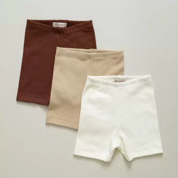 Kit com 3 Shorts Bebê Ribana Unissex enxoval para bebê, lista de enxoval maternidade, dicas de maternidade, mamãe de primeira viagem, recém-nascido, puerpério, amamentação, dúvidas sobre maternidade, gravidez, parto, cesárea, parto natural, dicas para o sono do bebê, primeiros passos do bebê, macacão infantil, macacão bebê, malha 100% algodão, verão, primavera verão, baby, site confiável, peças infantis, moda infantil, roupa de criança, conjunto body manga curta infantil, unissex, Le Coeur, minimalista, roupas de bebê, roupas infantis, moda bebê, roupas para recém-nascido, loja de bebê online, conjuntos de bebê, roupa de bebê a preço acessível, roupas de bebê em promoção, roupas de bebê para o verão, conjuntos de roupas de bebê, roupas de bebê meia estação, roupa que cresce junto com o bebê, calça para bebê, macacão para bebê, camiseta bebê, roupas de bebê fáceis de trocar, body bebê, calça bebê, macacão com pezinho, saída de maternidade, roupa de bebê para sair da maternidade, roupa para neném, peças para neném maternidade, sapatinho de bebê, mantinha de bebê, roupa de bebê menino, roupa de bebê menina, touca para bebê, gorro para bebê, peças para aquecer o bebê, inverno, roupas de inverno para bebê, kit maternidade, enxoval bebê completo, kit body e calça bebê, kit saída de maternidade, kit roupas de recém-nascido, calça bebê suedine algodão, roupa de bebê confortável, enxoval bebê, roupas infantis, roupas para bebês preço, calça bebê, roupas personalizadas, roupas de maternidade, roupas de bebê confortáveis, calça de bebê unissex, ideias para mesversário, dicas de amamentação, quarto de bebê, decoração para quarto de bebê, malha leve e respirável, feito em algodão, confortável, maciez, moderna e estilosa, peças meia estação, enxoval completo para bebê, o que levar na mala da maternidade, lista enxoval maternidade atualizada, enxoval prático para recém-nascido, itens essenciais do enxoval, enxoval para mamãe e bebê, bolsa maternidade organizada, maternidade real, maternidade leve, maternidade na prática, dicas para mamães de primeira viagem, cuidados com o bebê recém-nascido, o que comprar antes do nascimento, roupinhas para maternidade, enxoval minimalista, enxoval sustentável para bebê, roupas fresquinhas para bebê, moda bebê verão, roupa leve para dias quentes, conjuntinho de verão bebê, roupas de bebê respiráveis, tecidos leves para o calor, roupas de bebê para meia-estação, looks de verão para bebê, conforto térmico para o bebê, roupa de bebê para clima quente, kit verão bebê, looks básicos de verão, roupas de bebê para passear, roupas de bebê para o dia a dia, roupas de bebê 100% algodão, algodão macio para bebê, roupas de bebê hipoalergênicas, tecidos naturais para bebê, roupas sem poliéster, malha respirável para bebê, roupas seguras para a pele do bebê, conforto e maciez para o bebê, roupas que não irritam a pele, roupas duráveis e confortáveis, roupas que acompanham o crescimento, qualidade premium infantil, roupas com toque suave, body de algodão para bebê, body manga curta bebê verão, calça bebê algodão, macacão leve para recém-nascido, conjunto bebê minimalista, roupas básicas para bebê, roupas neutras unissex, roupinhas para bebê menino e menina, kit body e calça bebê, kit roupas para recém-nascido, saída maternidade algodão, roupas práticas para trocar, roupas para o enxoval do bebê, roupas para dormir o bebê, pijaminha bebê, roupa para o bebê dormir confortável, amor em cada detalhe, feito com carinho para o bebê, cada fase com conforto, roupas para momentos especiais, estilo minimalista infantil, conforto que abraça, roupas que acompanham o crescimento, moda infantil afetiva, roupas pensadas para o dia a dia da mamãe.