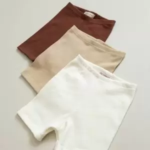 enxoval para bebê, lista de enxoval maternidade, dicas de maternidade, mamãe de primeira viagem, recém-nascido, puerpério, amamentação, dúvidas sobre maternidade, gravidez, parto, cesárea, parto natural, dicas para o sono do bebê, primeiros passos do bebê, macacão infantil, macacão bebê, malha 100% algodão, verão, primavera verão, baby, site confiável, peças infantis, moda infantil, roupa de criança, conjunto body manga curta infantil, unissex, Le Coeur, minimalista, roupas de bebê, roupas infantis, moda bebê, roupas para recém-nascido, loja de bebê online, conjuntos de bebê, roupa de bebê a preço acessível, roupas de bebê em promoção, roupas de bebê para o verão, conjuntos de roupas de bebê, roupas de bebê meia estação, roupa que cresce junto com o bebê, calça para bebê, macacão para bebê, camiseta bebê, roupas de bebê fáceis de trocar, body bebê, calça bebê, macacão com pezinho, saída de maternidade, roupa de bebê para sair da maternidade, roupa para neném, peças para neném maternidade, sapatinho de bebê, mantinha de bebê, roupa de bebê menino, roupa de bebê menina, touca para bebê, gorro para bebê, peças para aquecer o bebê, inverno, roupas de inverno para bebê, kit maternidade, enxoval bebê completo, kit body e calça bebê, kit saída de maternidade, kit roupas de recém-nascido, calça bebê suedine algodão, roupa de bebê confortável, enxoval bebê, roupas infantis, roupas para bebês preço, calça bebê, roupas personalizadas, roupas de maternidade, roupas de bebê confortáveis, calça de bebê unissex, ideias para mesversário, dicas de amamentação, quarto de bebê, decoração para quarto de bebê, malha leve e respirável, feito em algodão, confortável, maciez, moderna e estilosa, peças meia estação, enxoval completo para bebê, o que levar na mala da maternidade, lista enxoval maternidade atualizada, enxoval prático para recém-nascido, itens essenciais do enxoval, enxoval para mamãe e bebê, bolsa maternidade organizada, maternidade real, maternidade leve, maternidade na prática, dicas para mamães de primeira viagem, cuidados com o bebê recém-nascido, o que comprar antes do nascimento, roupinhas para maternidade, enxoval minimalista, enxoval sustentável para bebê, roupas fresquinhas para bebê, moda bebê verão, roupa leve para dias quentes, conjuntinho de verão bebê, roupas de bebê respiráveis, tecidos leves para o calor, roupas de bebê para meia-estação, looks de verão para bebê, conforto térmico para o bebê, roupa de bebê para clima quente, kit verão bebê, looks básicos de verão, roupas de bebê para passear, roupas de bebê para o dia a dia, roupas de bebê 100% algodão, algodão macio para bebê, roupas de bebê hipoalergênicas, tecidos naturais para bebê, roupas sem poliéster, malha respirável para bebê, roupas seguras para a pele do bebê, conforto e maciez para o bebê, roupas que não irritam a pele, roupas duráveis e confortáveis, roupas que acompanham o crescimento, qualidade premium infantil, roupas com toque suave, body de algodão para bebê, body manga curta bebê verão, calça bebê algodão, macacão leve para recém-nascido, conjunto bebê minimalista, roupas básicas para bebê, roupas neutras unissex, roupinhas para bebê menino e menina, kit body e calça bebê, kit roupas para recém-nascido, saída maternidade algodão, roupas práticas para trocar, roupas para o enxoval do bebê, roupas para dormir o bebê, pijaminha bebê, roupa para o bebê dormir confortável, amor em cada detalhe, feito com carinho para o bebê, cada fase com conforto, roupas para momentos especiais, estilo minimalista infantil, conforto que abraça, roupas que acompanham o crescimento, moda infantil afetiva, roupas pensadas para o dia a dia da mamãe.