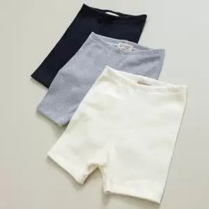 enxoval para bebê, lista de enxoval maternidade, dicas de maternidade, mamãe de primeira viagem, recém-nascido, puerpério, amamentação, dúvidas sobre maternidade, gravidez, parto, cesárea, parto natural, dicas para o sono do bebê, primeiros passos do bebê, macacão infantil, macacão bebê, malha 100% algodão, verão, primavera verão, baby, site confiável, peças infantis, moda infantil, roupa de criança, conjunto body manga curta infantil, unissex, Le Coeur, minimalista, roupas de bebê, roupas infantis, moda bebê, roupas para recém-nascido, loja de bebê online, conjuntos de bebê, roupa de bebê a preço acessível, roupas de bebê em promoção, roupas de bebê para o verão, conjuntos de roupas de bebê, roupas de bebê meia estação, roupa que cresce junto com o bebê, calça para bebê, macacão para bebê, camiseta bebê, roupas de bebê fáceis de trocar, body bebê, calça bebê, macacão com pezinho, saída de maternidade, roupa de bebê para sair da maternidade, roupa para neném, peças para neném maternidade, sapatinho de bebê, mantinha de bebê, roupa de bebê menino, roupa de bebê menina, touca para bebê, gorro para bebê, peças para aquecer o bebê, inverno, roupas de inverno para bebê, kit maternidade, enxoval bebê completo, kit body e calça bebê, kit saída de maternidade, kit roupas de recém-nascido, calça bebê suedine algodão, roupa de bebê confortável, enxoval bebê, roupas infantis, roupas para bebês preço, calça bebê, roupas personalizadas, roupas de maternidade, roupas de bebê confortáveis, calça de bebê unissex, ideias para mesversário, dicas de amamentação, quarto de bebê, decoração para quarto de bebê, malha leve e respirável, feito em algodão, confortável, maciez, moderna e estilosa, peças meia estação, enxoval completo para bebê, o que levar na mala da maternidade, lista enxoval maternidade atualizada, enxoval prático para recém-nascido, itens essenciais do enxoval, enxoval para mamãe e bebê, bolsa maternidade organizada, maternidade real, maternidade leve, maternidade na prática, dicas para mamães de primeira viagem, cuidados com o bebê recém-nascido, o que comprar antes do nascimento, roupinhas para maternidade, enxoval minimalista, enxoval sustentável para bebê, roupas fresquinhas para bebê, moda bebê verão, roupa leve para dias quentes, conjuntinho de verão bebê, roupas de bebê respiráveis, tecidos leves para o calor, roupas de bebê para meia-estação, looks de verão para bebê, conforto térmico para o bebê, roupa de bebê para clima quente, kit verão bebê, looks básicos de verão, roupas de bebê para passear, roupas de bebê para o dia a dia, roupas de bebê 100% algodão, algodão macio para bebê, roupas de bebê hipoalergênicas, tecidos naturais para bebê, roupas sem poliéster, malha respirável para bebê, roupas seguras para a pele do bebê, conforto e maciez para o bebê, roupas que não irritam a pele, roupas duráveis e confortáveis, roupas que acompanham o crescimento, qualidade premium infantil, roupas com toque suave, body de algodão para bebê, body manga curta bebê verão, calça bebê algodão, macacão leve para recém-nascido, conjunto bebê minimalista, roupas básicas para bebê, roupas neutras unissex, roupinhas para bebê menino e menina, kit body e calça bebê, kit roupas para recém-nascido, saída maternidade algodão, roupas práticas para trocar, roupas para o enxoval do bebê, roupas para dormir o bebê, pijaminha bebê, roupa para o bebê dormir confortável, amor em cada detalhe, feito com carinho para o bebê, cada fase com conforto, roupas para momentos especiais, estilo minimalista infantil, conforto que abraça, roupas que acompanham o crescimento, moda infantil afetiva, roupas pensadas para o dia a dia da mamãe.