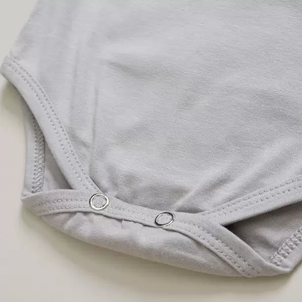 enxoval para bebê, lista de enxoval maternidade, dicas de maternidade, mamãe de primeira viagem, recém-nascido, puerpério, amamentação, dúvidas sobre maternidade, gravidez, parto, cesárea, parto natural, dicas para o sono do bebê, primeiros passos do bebê, macacão infantil, macacão bebê, malha 100% algodão, verão, primavera verão, baby, site confiável, peças infantis, moda infantil, roupa de criança, conjunto body manga curta infantil, unissex, Le Coeur, minimalista, roupas de bebê, roupas infantis, moda bebê, roupas para recém-nascido, loja de bebê online, conjuntos de bebê, roupa de bebê a preço acessível, roupas de bebê em promoção, roupas de bebê para o verão, conjuntos de roupas de bebê, roupas de bebê meia estação, roupa que cresce junto com o bebê, calça para bebê, macacão para bebê, camiseta bebê, roupas de bebê fáceis de trocar, body bebê, calça bebê, macacão com pezinho, saída de maternidade, roupa de bebê para sair da maternidade, roupa para neném, peças para neném maternidade, sapatinho de bebê, mantinha de bebê, roupa de bebê menino, roupa de bebê menina, touca para bebê, gorro para bebê, peças para aquecer o bebê, inverno, roupas de inverno para bebê, kit maternidade, enxoval bebê completo, kit body e calça bebê, kit saída de maternidade, kit roupas de recém-nascido, calça bebê suedine algodão, roupa de bebê confortável, enxoval bebê, roupas infantis, roupas para bebês preço, calça bebê, roupas personalizadas, roupas de maternidade, roupas de bebê confortáveis, calça de bebê unissex, ideias para mesversário, dicas de amamentação, quarto de bebê, decoração para quarto de bebê, malha leve e respirável, feito em algodão, confortável, maciez, moderna e estilosa, peças meia estação, enxoval completo para bebê, o que levar na mala da maternidade, lista enxoval maternidade atualizada, enxoval prático para recém-nascido, itens essenciais do enxoval, enxoval para mamãe e bebê, bolsa maternidade organizada, maternidade real, maternidade leve, maternidade na prática, dicas para mamães de primeira viagem, cuidados com o bebê recém-nascido, o que comprar antes do nascimento, roupinhas para maternidade, enxoval minimalista, enxoval sustentável para bebê, roupas fresquinhas para bebê, moda bebê verão, roupa leve para dias quentes, conjuntinho de verão bebê, roupas de bebê respiráveis, tecidos leves para o calor, roupas de bebê para meia-estação, looks de verão para bebê, conforto térmico para o bebê, roupa de bebê para clima quente, kit verão bebê, looks básicos de verão, roupas de bebê para passear, roupas de bebê para o dia a dia, roupas de bebê 100% algodão, algodão macio para bebê, roupas de bebê hipoalergênicas, tecidos naturais para bebê, roupas sem poliéster, malha respirável para bebê, roupas seguras para a pele do bebê, conforto e maciez para o bebê, roupas que não irritam a pele, roupas duráveis e confortáveis, roupas que acompanham o crescimento, qualidade premium infantil, roupas com toque suave, body de algodão para bebê, body manga curta bebê verão, calça bebê algodão, macacão leve para recém-nascido, conjunto bebê minimalista, roupas básicas para bebê, roupas neutras unissex, roupinhas para bebê menino e menina, kit body e calça bebê, kit roupas para recém-nascido, saída maternidade algodão, roupas práticas para trocar, roupas para o enxoval do bebê, roupas para dormir o bebê, pijaminha bebê, roupa para o bebê dormir confortável, amor em cada detalhe, feito com carinho para o bebê, cada fase com conforto, roupas para momentos especiais, estilo minimalista infantil, conforto que abraça, roupas que acompanham o crescimento, moda infantil afetiva, roupas pensadas para o dia a dia da mamãe.