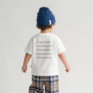 enxoval para bebê, lista de enxoval maternidade, dicas de maternidade, mamãe de primeira viagem, recém-nascido, puerpério, amamentação, dúvidas sobre maternidade, gravidez, parto, cesárea, parto natural, dicas para o sono do bebê, primeiros passos do bebê, macacão infantil, macacão bebê, malha 100% algodão, verão, primavera verão, baby, site confiável, peças infantis, moda infantil, roupa de criança, conjunto body manga curta infantil, unissex, Le Coeur, minimalista, roupas de bebê, roupas infantis, moda bebê, roupas para recém-nascido, loja de bebê online, conjuntos de bebê, roupa de bebê a preço acessível, roupas de bebê em promoção, roupas de bebê para o verão, conjuntos de roupas de bebê, roupas de bebê meia estação, roupa que cresce junto com o bebê, calça para bebê, macacão para bebê, camiseta bebê, roupas de bebê fáceis de trocar, body bebê, calça bebê, macacão com pezinho, saída de maternidade, roupa de bebê para sair da maternidade, roupa para neném, peças para neném maternidade, sapatinho de bebê, mantinha de bebê, roupa de bebê menino, roupa de bebê menina, touca para bebê, gorro para bebê, peças para aquecer o bebê, inverno, roupas de inverno para bebê, kit maternidade, enxoval bebê completo, kit body e calça bebê, kit saída de maternidade, kit roupas de recém-nascido, calça bebê suedine algodão, roupa de bebê confortável, enxoval bebê, roupas infantis, roupas para bebês preço, calça bebê, roupas personalizadas, roupas de maternidade, roupas de bebê confortáveis, calça de bebê unissex, ideias para mesversário, dicas de amamentação, quarto de bebê, decoração para quarto de bebê, malha leve e respirável, feito em algodão, confortável, maciez, moderna e estilosa, peças meia estação, enxoval completo para bebê, o que levar na mala da maternidade, lista enxoval maternidade atualizada, enxoval prático para recém-nascido, itens essenciais do enxoval, enxoval para mamãe e bebê, bolsa maternidade organizada, maternidade real, maternidade leve, maternidade na prática, dicas para mamães de primeira viagem, cuidados com o bebê recém-nascido, o que comprar antes do nascimento, roupinhas para maternidade, enxoval minimalista, enxoval sustentável para bebê, roupas fresquinhas para bebê, moda bebê verão, roupa leve para dias quentes, conjuntinho de verão bebê, roupas de bebê respiráveis, tecidos leves para o calor, roupas de bebê para meia-estação, looks de verão para bebê, conforto térmico para o bebê, roupa de bebê para clima quente, kit verão bebê, looks básicos de verão, roupas de bebê para passear, roupas de bebê para o dia a dia, roupas de bebê 100% algodão, algodão macio para bebê, roupas de bebê hipoalergênicas, tecidos naturais para bebê, roupas sem poliéster, malha respirável para bebê, roupas seguras para a pele do bebê, conforto e maciez para o bebê, roupas que não irritam a pele, roupas duráveis e confortáveis, roupas que acompanham o crescimento, qualidade premium infantil, roupas com toque suave, body de algodão para bebê, body manga curta bebê verão, calça bebê algodão, macacão leve para recém-nascido, conjunto bebê minimalista, roupas básicas para bebê, roupas neutras unissex, roupinhas para bebê menino e menina, kit body e calça bebê, kit roupas para recém-nascido, saída maternidade algodão, roupas práticas para trocar, roupas para o enxoval do bebê, roupas para dormir o bebê, pijaminha bebê, roupa para o bebê dormir confortável, amor em cada detalhe, feito com carinho para o bebê, cada fase com conforto, roupas para momentos especiais, estilo minimalista infantil, conforto que abraça, roupas que acompanham o crescimento, moda infantil afetiva, roupas pensadas para o dia a dia da mamãe.