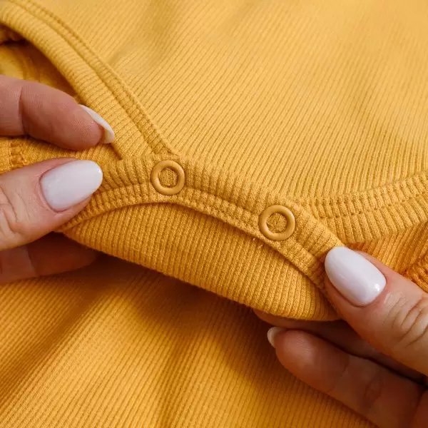 enxoval para bebe lista de enxoval maternidade dicas de maternidade mamae de primeira viagem recem nasciso puerperio amamentacao duvidas sobre maternidade gravidez parto cesaria parto natural dicas para o sono do bebe dicas de amamentacao primeiros passos do bebe macacão infantil, macacão bebe, malha 100% algodão, verão, baby, site confiável, primavera verão, peças infantis, moda infantil, roupa de criança, conjunto body manga curta infantil, unissex, le coeur, minimalista, Roupas de bebê, Roupas infantis, Moda bebê, Roupas para recém-nascido, loja de bebê online, Conjuntos de bebê, Roupa de bebê a preço acessível, Roupas de bebê em promoção, Roupas de bebê para o verão, Conjuntos de roupas de bebê, Roupas de bebê meia estação, Roupa que cresce junto com o bebê, calça para bebê, Macacão para bebê Camiseta bebê, Roupas de bebê Fáceis de trocar, Body bebê, Calça bebê, macacão com pezinho, Saída de maternidade, Roupa de bebê para sair da maternidade, Roupa para neném, Peças para neném maternidade sapatinho de bebe mantinha de bebe roupa de bebe menino roupa de bebe menina touca para bebe gorro para bebe pecas para aquecer o bebe inverno roupas de inverno para bebe o que levar na bolsa da maternidade o que o bebe mais usa nos primeiros dias leite materno amamentação doula dicas de amamentacao como amamentar dor pra amamentar meias para bebe mantas para bebe saida de maternidade sapatinhos de bebe enxoval bebe bolsa de bebe cha revelacao ideia de cha revelacao meia bebe touca bebe manta bebe sapatinho bebe