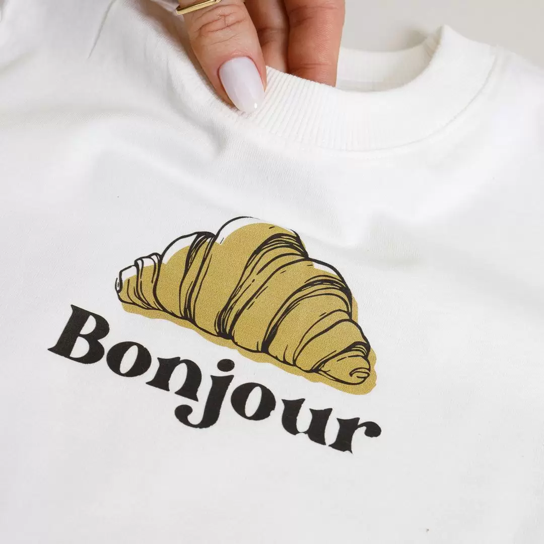 enxoval para bebê, lista de enxoval maternidade, dicas de maternidade, mamãe de primeira viagem, recém-nascido, puerpério, amamentação, dúvidas sobre maternidade, gravidez, parto, cesárea, parto natural, dicas para o sono do bebê, primeiros passos do bebê, macacão infantil, macacão bebê, malha 100% algodão, verão, primavera verão, baby, site confiável, peças infantis, moda infantil, roupa de criança, conjunto body manga curta infantil, unissex, Le Coeur, minimalista, roupas de bebê, roupas infantis, moda bebê, roupas para recém-nascido, loja de bebê online, conjuntos de bebê, roupa de bebê a preço acessível, roupas de bebê em promoção, roupas de bebê para o verão, conjuntos de roupas de bebê, roupas de bebê meia estação, roupa que cresce junto com o bebê, calça para bebê, macacão para bebê, camiseta bebê, roupas de bebê fáceis de trocar, body bebê, calça bebê, macacão com pezinho, saída de maternidade, roupa de bebê para sair da maternidade, roupa para neném, peças para neném maternidade, sapatinho de bebê, mantinha de bebê, roupa de bebê menino, roupa de bebê menina, touca para bebê, gorro para bebê, peças para aquecer o bebê, inverno, roupas de inverno para bebê, kit maternidade, enxoval bebê completo, kit body e calça bebê, kit saída de maternidade, kit roupas de recém-nascido, calça bebê suedine algodão, roupa de bebê confortável, enxoval bebê, roupas infantis, roupas para bebês preço, calça bebê, roupas personalizadas, roupas de maternidade, roupas de bebê confortáveis, calça de bebê unissex, ideias para mesversário, dicas de amamentação, quarto de bebê, decoração para quarto de bebê, malha leve e respirável, feito em algodão, confortável, maciez, moderna e estilosa, peças meia estação, enxoval completo para bebê, o que levar na mala da maternidade, lista enxoval maternidade atualizada, enxoval prático para recém-nascido, itens essenciais do enxoval, enxoval para mamãe e bebê, bolsa maternidade organizada, maternidade real, maternidade leve, maternidade na prática, dicas para mamães de primeira viagem, cuidados com o bebê recém-nascido, o que comprar antes do nascimento, roupinhas para maternidade, enxoval minimalista, enxoval sustentável para bebê, roupas fresquinhas para bebê, moda bebê verão, roupa leve para dias quentes, conjuntinho de verão bebê, roupas de bebê respiráveis, tecidos leves para o calor, roupas de bebê para meia-estação, looks de verão para bebê, conforto térmico para o bebê, roupa de bebê para clima quente, kit verão bebê, looks básicos de verão, roupas de bebê para passear, roupas de bebê para o dia a dia, roupas de bebê 100% algodão, algodão macio para bebê, roupas de bebê hipoalergênicas, tecidos naturais para bebê, roupas sem poliéster, malha respirável para bebê, roupas seguras para a pele do bebê, conforto e maciez para o bebê, roupas que não irritam a pele, roupas duráveis e confortáveis, roupas que acompanham o crescimento, qualidade premium infantil, roupas com toque suave, body de algodão para bebê, body manga curta bebê verão, calça bebê algodão, macacão leve para recém-nascido, conjunto bebê minimalista, roupas básicas para bebê, roupas neutras unissex, roupinhas para bebê menino e menina, kit body e calça bebê, kit roupas para recém-nascido, saída maternidade algodão, roupas práticas para trocar, roupas para o enxoval do bebê, roupas para dormir o bebê, pijaminha bebê, roupa para o bebê dormir confortável, amor em cada detalhe, feito com carinho para o bebê, cada fase com conforto, roupas para momentos especiais, estilo minimalista infantil, conforto que abraça, roupas que acompanham o crescimento, moda infantil afetiva, roupas pensadas para o dia a dia da mamãe.