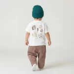 enxoval para bebê, lista de enxoval maternidade, dicas de maternidade, mamãe de primeira viagem, recém-nascido, puerpério, amamentação, dúvidas sobre maternidade, gravidez, parto, cesárea, parto natural, dicas para o sono do bebê, primeiros passos do bebê, macacão infantil, macacão bebê, malha 100% algodão, verão, primavera verão, baby, site confiável, peças infantis, moda infantil, roupa de criança, conjunto body manga curta infantil, unissex, Le Coeur, minimalista, roupas de bebê, roupas infantis, moda bebê, roupas para recém-nascido, loja de bebê online, conjuntos de bebê, roupa de bebê a preço acessível, roupas de bebê em promoção, roupas de bebê para o verão, conjuntos de roupas de bebê, roupas de bebê meia estação, roupa que cresce junto com o bebê, calça para bebê, macacão para bebê, camiseta bebê, roupas de bebê fáceis de trocar, body bebê, calça bebê, macacão com pezinho, saída de maternidade, roupa de bebê para sair da maternidade, roupa para neném, peças para neném maternidade, sapatinho de bebê, mantinha de bebê, roupa de bebê menino, roupa de bebê menina, touca para bebê, gorro para bebê, peças para aquecer o bebê, inverno, roupas de inverno para bebê, kit maternidade, enxoval bebê completo, kit body e calça bebê, kit saída de maternidade, kit roupas de recém-nascido, calça bebê suedine algodão, roupa de bebê confortável, enxoval bebê, roupas infantis, roupas para bebês preço, calça bebê, roupas personalizadas, roupas de maternidade, roupas de bebê confortáveis, calça de bebê unissex, ideias para mesversário, dicas de amamentação, quarto de bebê, decoração para quarto de bebê, malha leve e respirável, feito em algodão, confortável, maciez, moderna e estilosa, peças meia estação, enxoval completo para bebê, o que levar na mala da maternidade, lista enxoval maternidade atualizada, enxoval prático para recém-nascido, itens essenciais do enxoval, enxoval para mamãe e bebê, bolsa maternidade organizada, maternidade real, maternidade leve, maternidade na prática, dicas para mamães de primeira viagem, cuidados com o bebê recém-nascido, o que comprar antes do nascimento, roupinhas para maternidade, enxoval minimalista, enxoval sustentável para bebê, roupas fresquinhas para bebê, moda bebê verão, roupa leve para dias quentes, conjuntinho de verão bebê, roupas de bebê respiráveis, tecidos leves para o calor, roupas de bebê para meia-estação, looks de verão para bebê, conforto térmico para o bebê, roupa de bebê para clima quente, kit verão bebê, looks básicos de verão, roupas de bebê para passear, roupas de bebê para o dia a dia, roupas de bebê 100% algodão, algodão macio para bebê, roupas de bebê hipoalergênicas, tecidos naturais para bebê, roupas sem poliéster, malha respirável para bebê, roupas seguras para a pele do bebê, conforto e maciez para o bebê, roupas que não irritam a pele, roupas duráveis e confortáveis, roupas que acompanham o crescimento, qualidade premium infantil, roupas com toque suave, body de algodão para bebê, body manga curta bebê verão, calça bebê algodão, macacão leve para recém-nascido, conjunto bebê minimalista, roupas básicas para bebê, roupas neutras unissex, roupinhas para bebê menino e menina, kit body e calça bebê, kit roupas para recém-nascido, saída maternidade algodão, roupas práticas para trocar, roupas para o enxoval do bebê, roupas para dormir o bebê, pijaminha bebê, roupa para o bebê dormir confortável, amor em cada detalhe, feito com carinho para o bebê, cada fase com conforto, roupas para momentos especiais, estilo minimalista infantil, conforto que abraça, roupas que acompanham o crescimento, moda infantil afetiva, roupas pensadas para o dia a dia da mamãe.